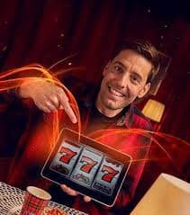 Tampilan permainan Captain's Bounty di aplikasi altogel dengan simbol-simbol harta karun dan antarmuka yang jelas